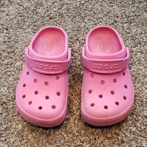 childrens crocs size 9